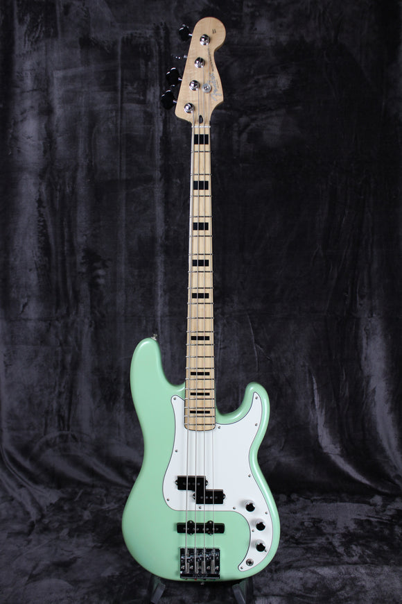 2020 Fender FSR Deluxe Precision Bass Special